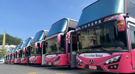 Benz三排椅遊覽車